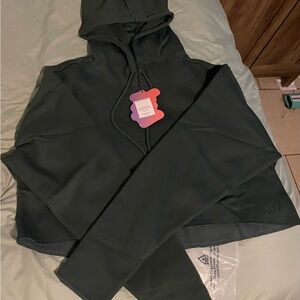 Yitty Everyday Cropped Hoodie